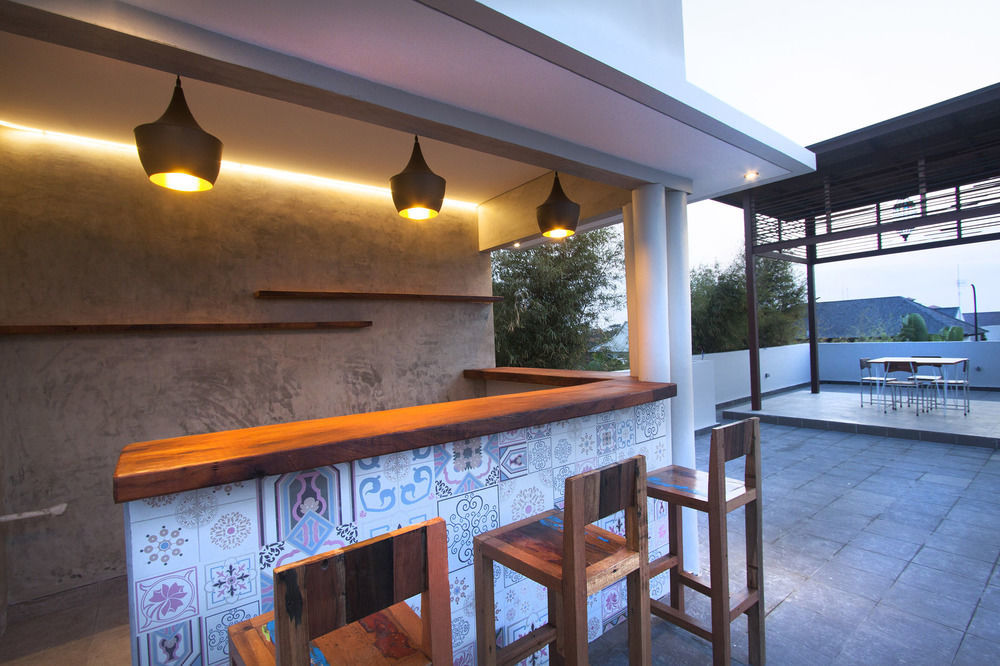 Zen Rooms Seminyak Kayu Jati Exterior photo